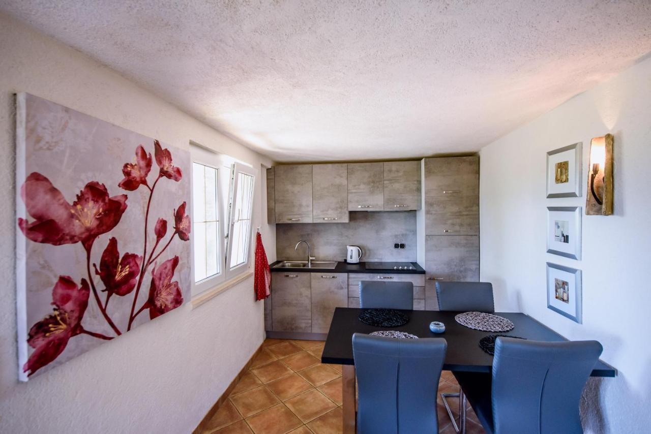 Hotel Skalinada Zavala Buitenkant foto